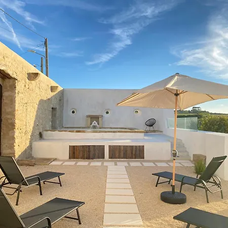 Casa Do Jogo * Dous Portos